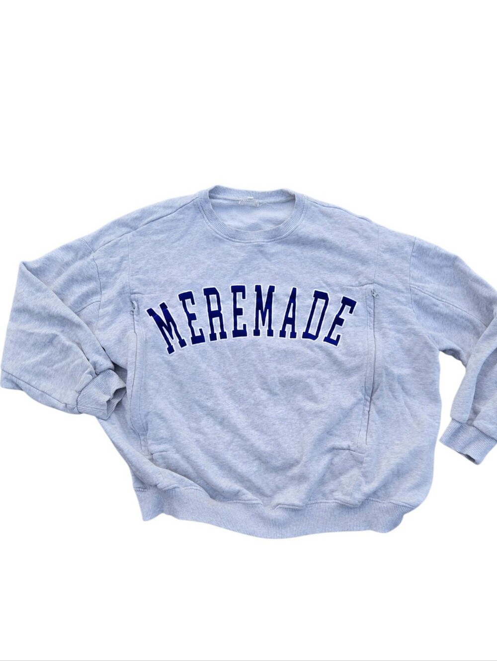 Tajinebanane nursing sweatshirt Meremade Size Large. Read